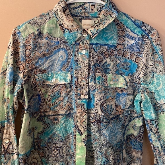 Chicos Button Down Top - Picture 2 of 8